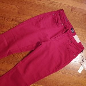 Ladies NYDJ skinny pants